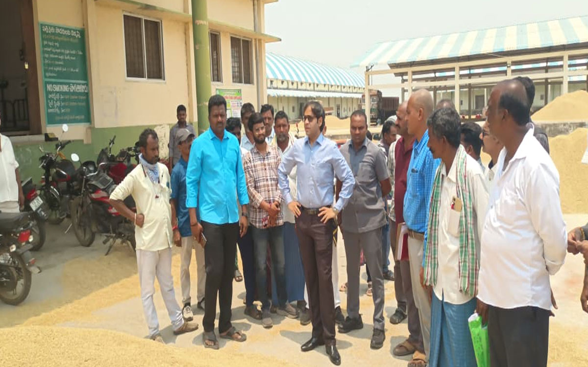 ధాన్యం కొనుగోలు ప్రక్రియ పారదర్శకంగా, పకడ్బంధీగా జరగాలి : కలెక్టర్ అంకిత్