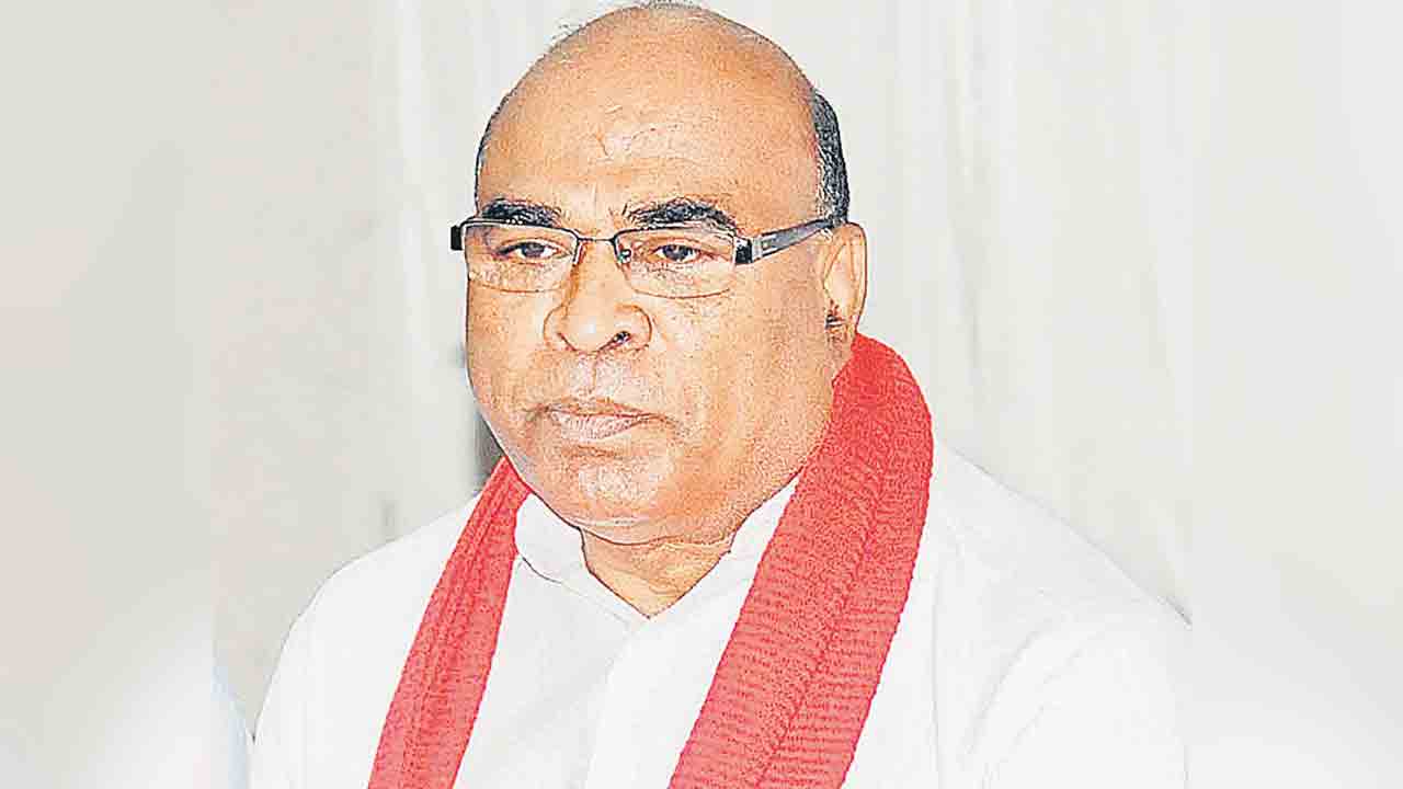 సీఎం రేవంత్‌రెడ్డి జోక్యం చేసుకోవాలి