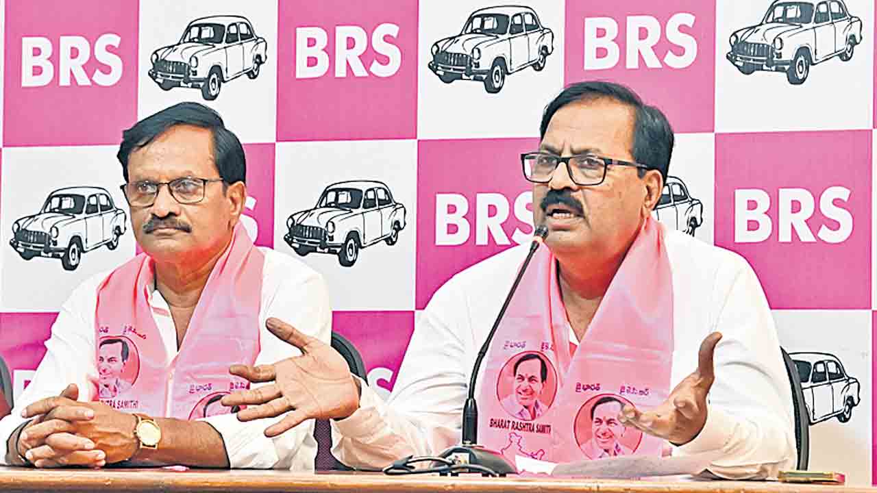 ఇది ఉద్యోగ వ్యతిరేక సర్కార్‌.. హామీల అమలులో కాంగ్రెస్‌ ప్రభుత్వం విఫలం