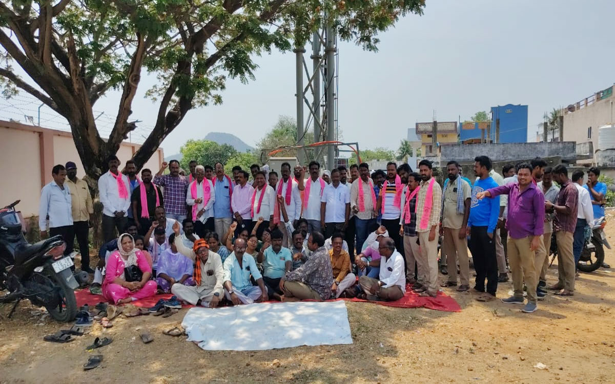 'ఎన్నికల హామీ ప్రకారం ఆర్టీసీ కార్మికుల సమస్యలను పరిష్కరించాలి'