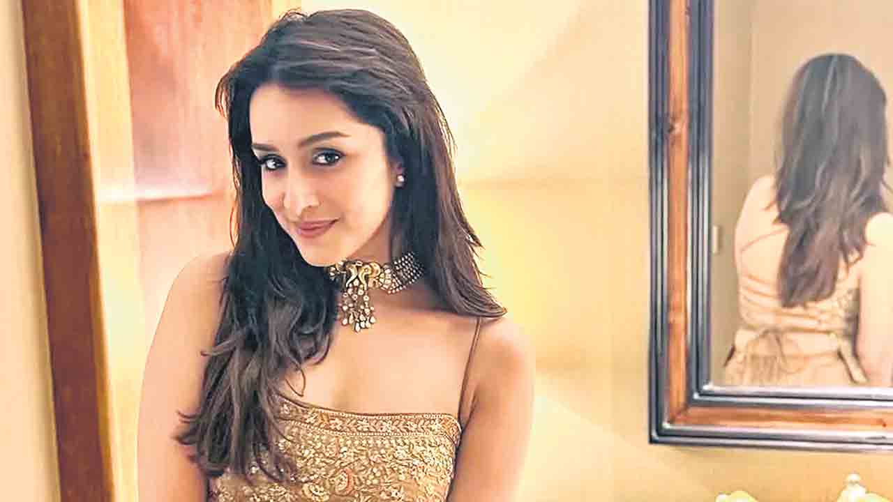 ప్రియుడి దర్శకత్వంలో సినిమా?