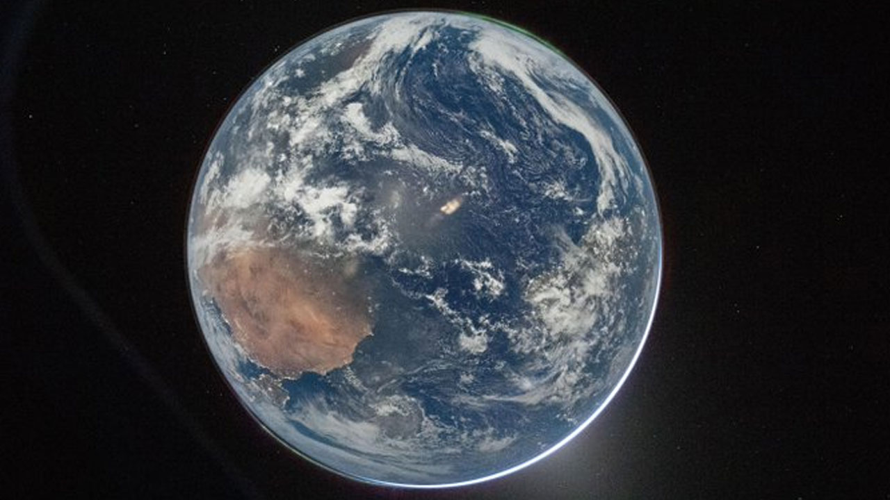 Artemis II: బ్లూ బ్యూటీ.. ఆర్టెమిస్‌కు చిక్కిన అంద‌మైన భూమి