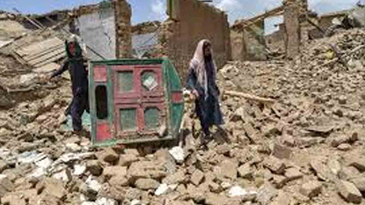 ఢిల్లీలో భూ ప్రకంపనలు.. అఫ్ఘాన్‌లో 5.9 తీవ్రతతో భూకంపం