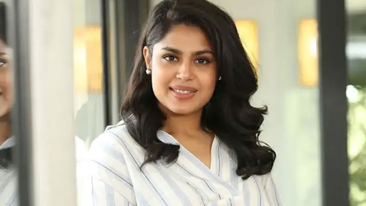 Faria Abdullah | అది నా పెద్ద తప్పు, ఆ స‌మ‌యంలో నా మైండ్ ప‌ని చేయ‌లేదు.. ఫరియా అబ్దుల్లా ఎమోషనల్