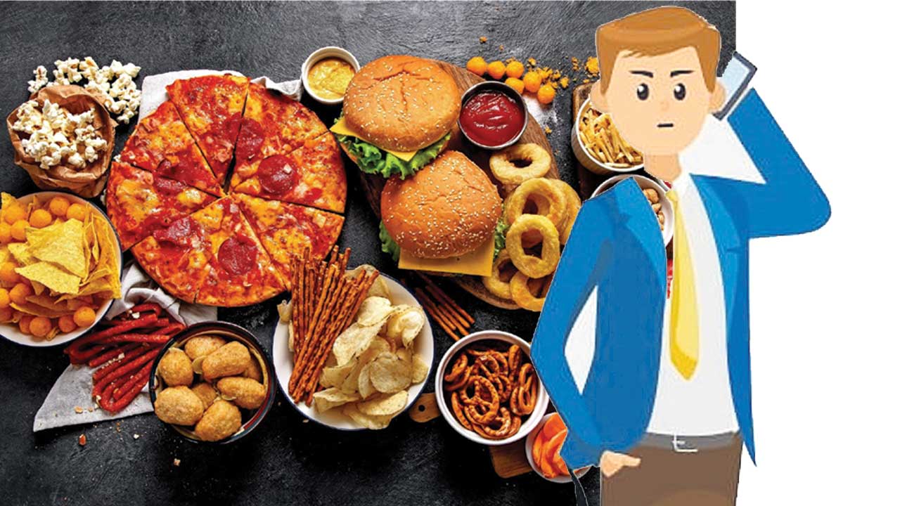 ఫుడ్‌సేఫ్టీ ఆఫీసర్లమంటూ రైడ్‌