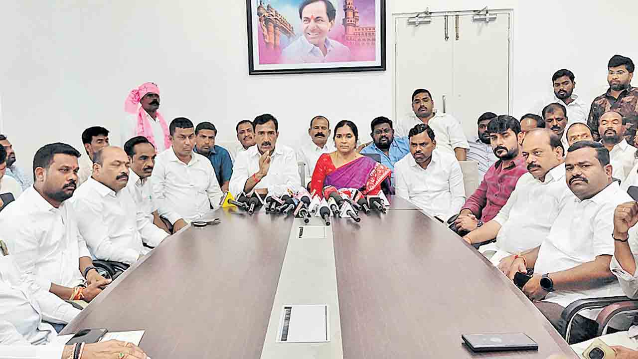 దాడులు, చిల్లర చేష్టలు తగవు