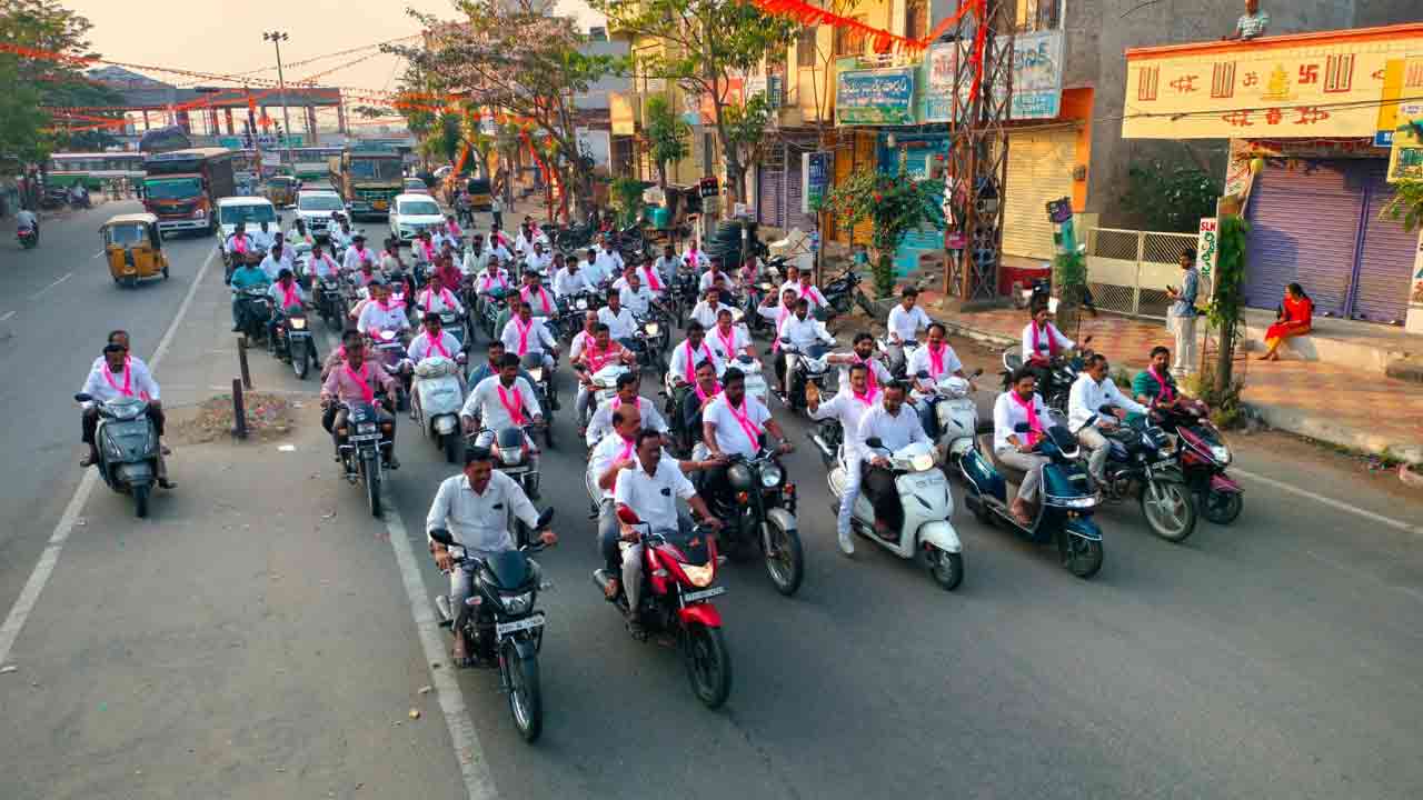 Gajwel | క్యాంప్ కార్యాలయంపై కాంగ్రెస్ శ్రేణుల దాడికి నిరసన.. గజ్వేల్‌లో కొనసాగుతున్న బంద్