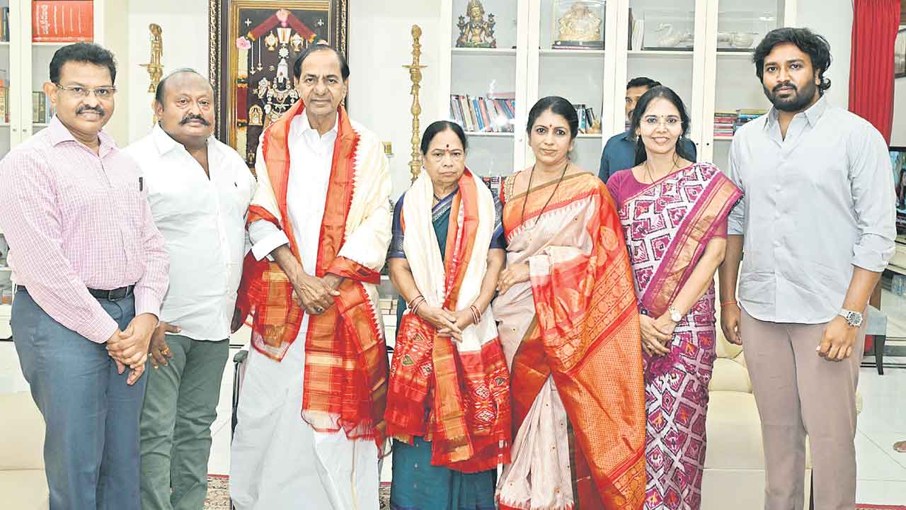 మా కొడుకు పెండ్లికి రండి