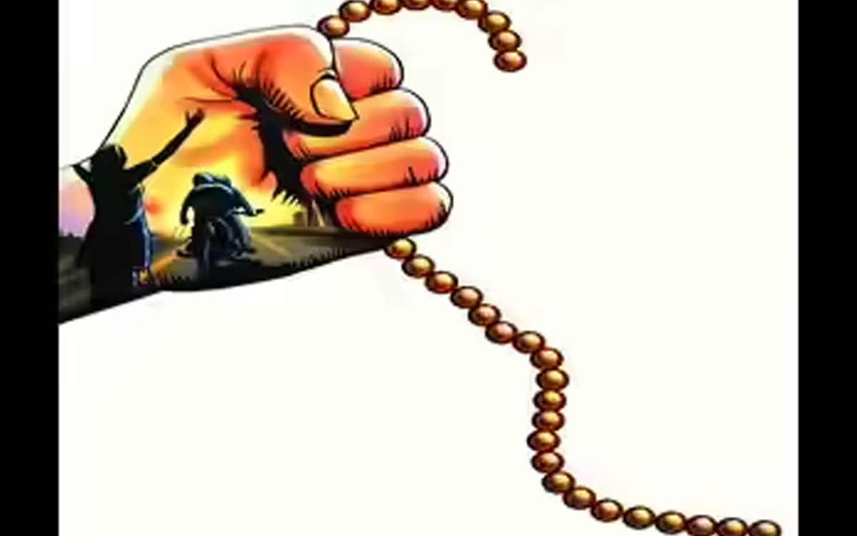 బియ్యం, గోధుమ‌పిండి ఇప్పిస్తామ‌ని చెప్పి.. బంగారు, వెండి ఆభ‌ర‌ణాలు అప‌హ‌ర‌ణ‌