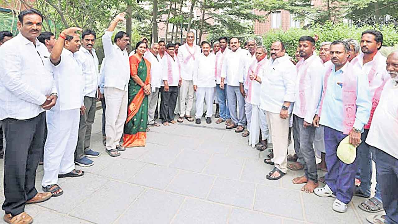 ముదిరాజ్‌ల పొట్టకొడుతున్న కాంగ్రెస్‌