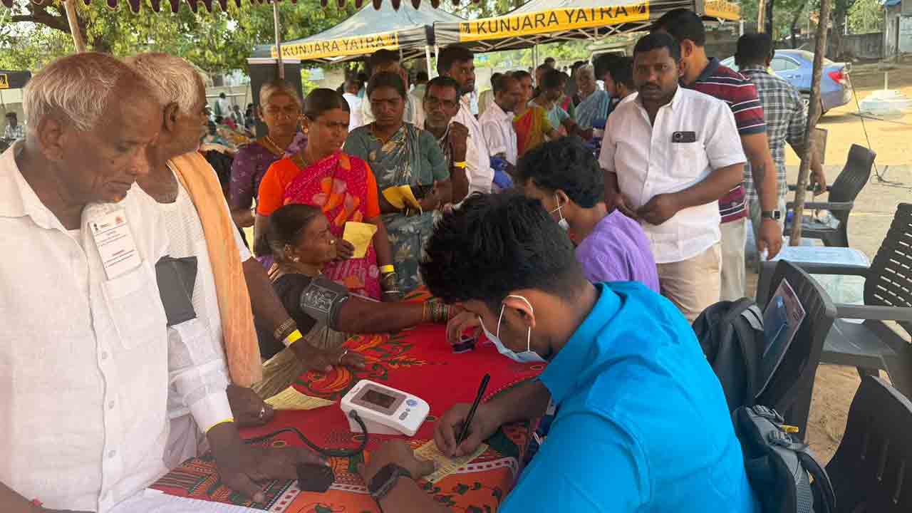 Free Health Camp | అంబేద్కర్ జయంతి సందర్భంగా ఉచిత వైద్య శిబిరం..  250 మందికి ఆరోగ్య పరీక్షలు..!