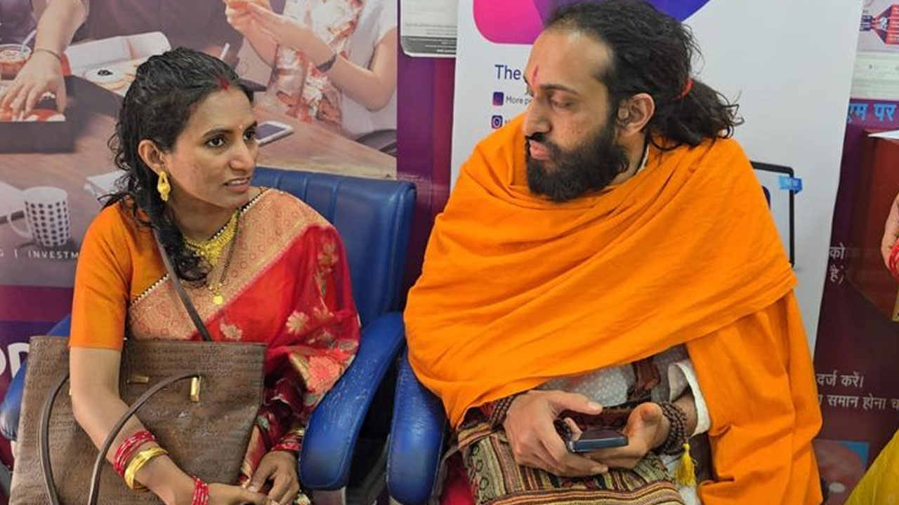 IITian Baba: క‌ర్నాట‌క అమ్మాయిని పెళ్లాడిన ఐఐటీయ‌న్ బాబా