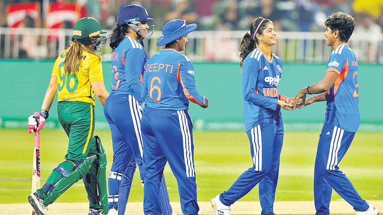 భారత్‌కు చుక్కెదురు.. దక్షిణాఫ్రికా చేతిలో ఓటమి