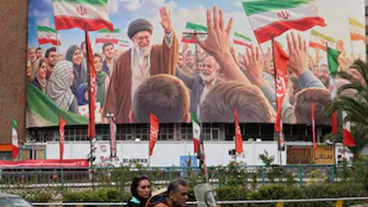 Iran war | మా కొత్త ఆయుధంతో అమెరికాకు గుండెపోటు రావొద్దని కోరుకుంటున్నాం : ఇరాన్‌