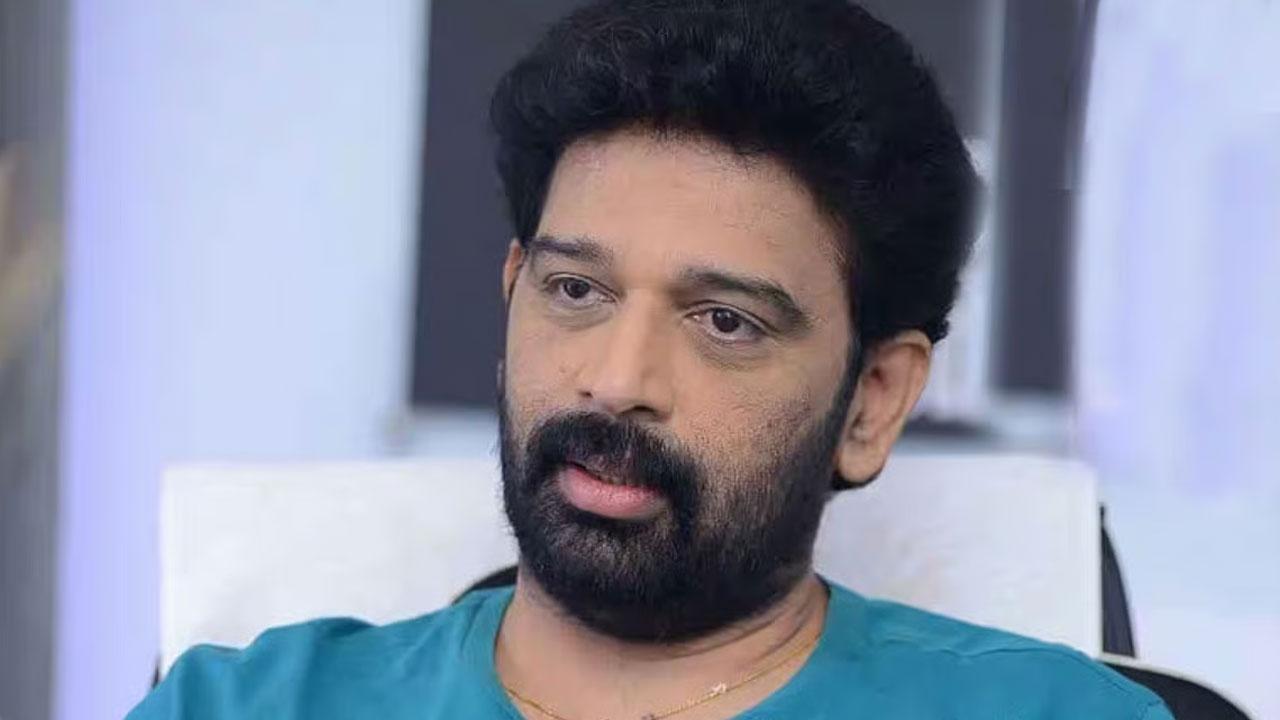 Jd chakravarthy | సీనియర్ స్టార్‌పై జేడీ సంచ‌ల‌న‌ కామెంట్స్ …ఆ హీరో తాగి అస్స‌లు టైమ్‌కి రాడంటూ కామెంట్స్..!