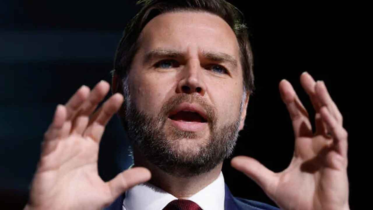 JD Vance: ఇస్లామాబాద్‌కు జేడీ వాన్స్‌.. చ‌ర్చ‌ల‌ను దెబ్బ‌తీస్తున్న ట్రంప్ వ్యాఖ్య‌లు