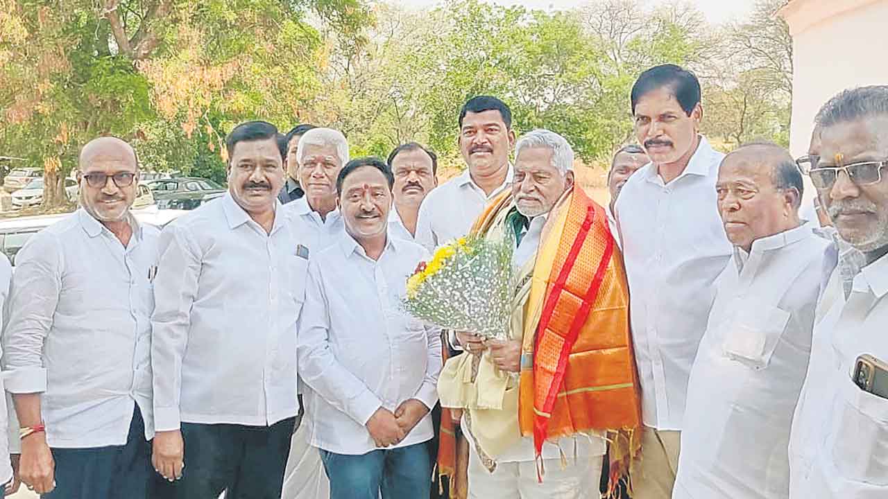 హామీల అమలులో కాంగ్రెస్‌ విఫలం