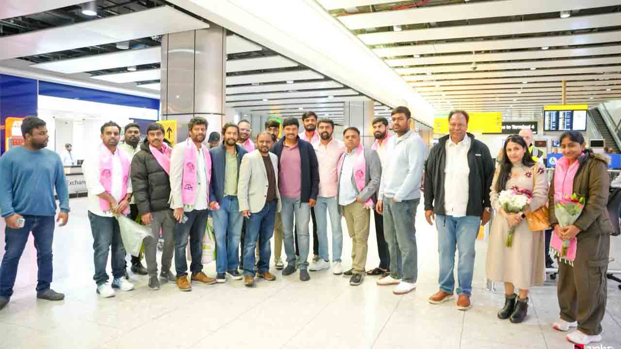 NRI | లండన్‌లో మాజీ ఎంపీ జోగినపల్లి సంతోష్ కుమార్ ఘన స్వాగతం పలికిన ఎన్నారైలు