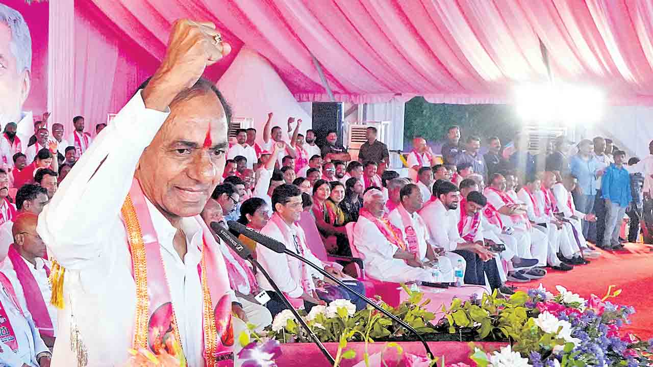 ఊరూరా కేసీఆర్‌ ముచ్చటే!.. జగిత్యాల ప్రజా ఆశీర్వాద సభతో నూతనోత్సాహం