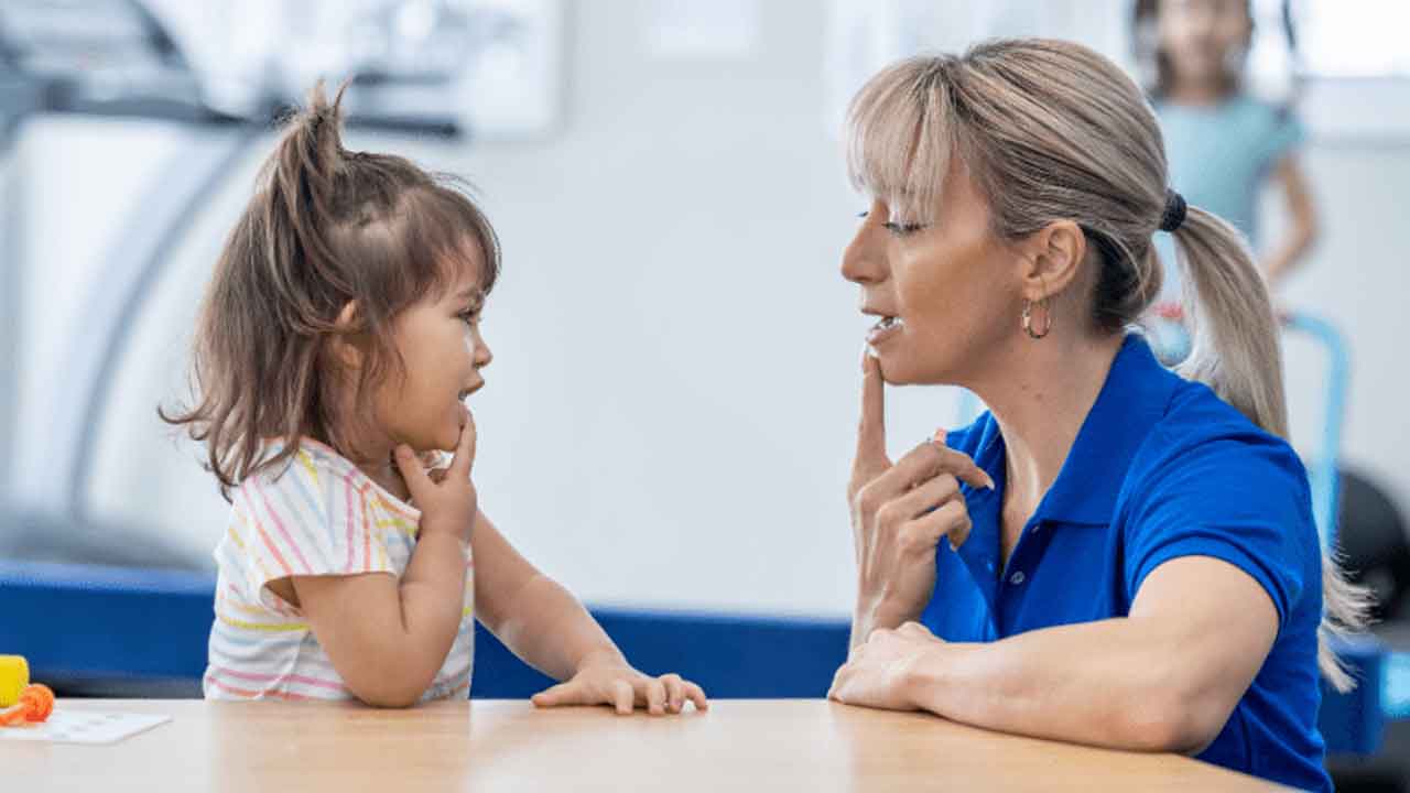 Kids Screen Time | మీ పిల్ల‌ల స్క్రీన్ టైమ్ ఎక్కువ‌గా ఉందా.. అయితే ఈ స‌మ‌స్య‌లు వ‌స్తాయి జాగ్ర‌త్త‌..