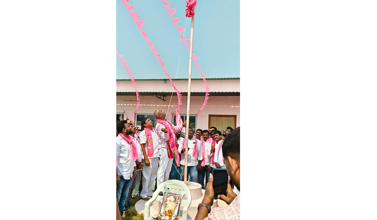 Korukanti Chander | పదేళ్ల పాలనలో అన్ని వర్గాల సంక్షేమం.. బీఆర్ఎస్ జిల్లా అధ్యక్షుడు కోరుకంటి చందర్