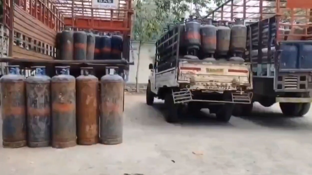 LPG Racket Busted: ఎల్పీజీ సిలిండ‌ర్ల రాకెట్ ముఠా గుట్టుర‌ట్టు.. 1.26 కోట్ల ఆస్తులు సీజ్