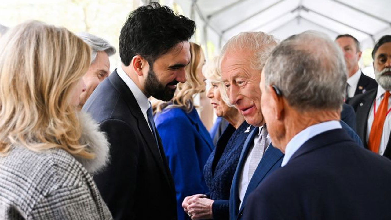 Koh-i-Noor Diamond: కోహినూర్ వ‌జ్రాన్ని తిరిగివ్వ‌మ‌ని అడిగేవాణ్ణి: న్యూయార్క్ మేయ‌ర్ మ‌మ్‌దానీ