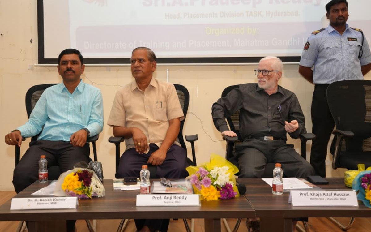 ఎంజీయూలో జాబ్ మేళాకు విశేష స్పందన