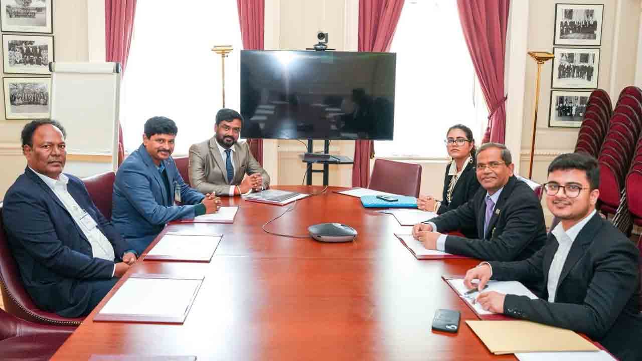 London | కామన్‌వెల్త్ సెక్రటేరియట్‌తో గ్రీన్ ఇండియా ఛాలెంజ్ బృందం భేటీ.. దక్షిణాది దేశాల పర్యావరణ పరిష్కారాలపై చర్చ..!