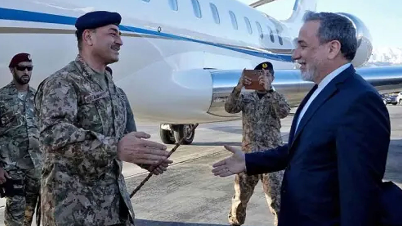 Peace Talks: ఇస్లామాబాద్‌లో సోమ‌వారం శాంతి చ‌ర్చ‌లు.. డీల్ కుద‌ర‌కుంటే బాంబులే