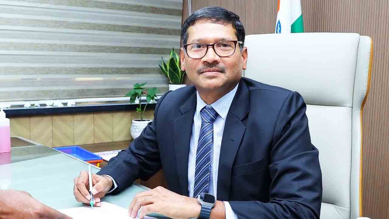 Y Nagireddy | సమ్మె విరమించకపోతే కఠినమైన చర్యలు : టీజీఎస్ఆర్టీసీ చైర్మన్ వై నాగిరెడ్డి