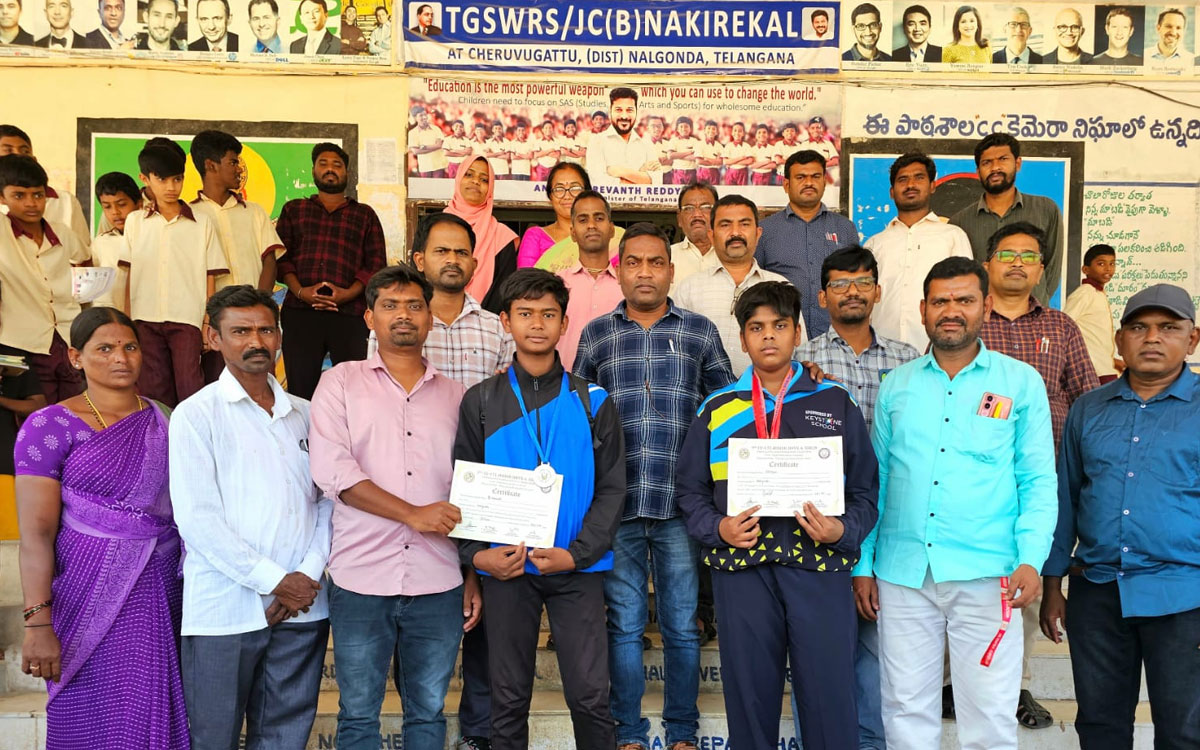 జాతీయస్థాయి బాక్సింగ్ పోటీల‌కు టీజీఎస్‌డ‌బ్ల్యూఆర్ఎస్ న‌కిరేక‌ల్ విద్యార్థి నిపుణ్ ఎంపిక‌