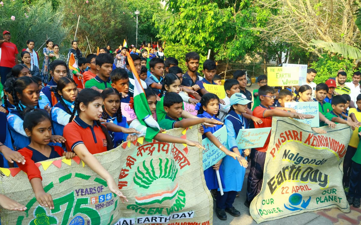 'సింగిల్ యూజ్ ప్లాస్టిక్ వాడకండి.. ప్రకృతిని కాపాడండి'