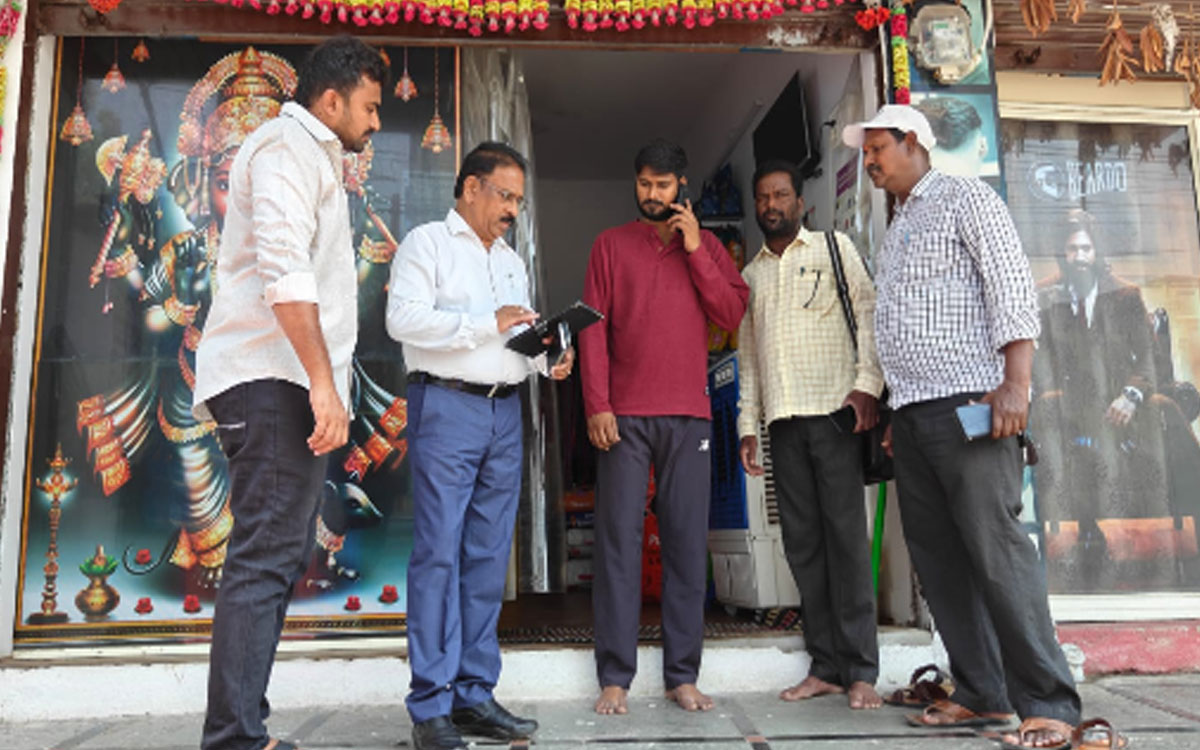 ‘ఆస్తి ప‌న్ను వ‌సూళ్లు, ట్రేడ్ లైసెన్సుల‌పై ప్ర‌త్యేక దృష్టి’