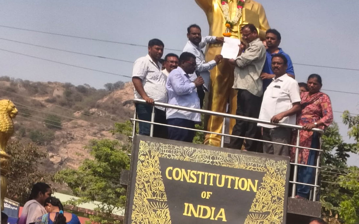 ‘హామీలు అమ‌లు చేయ‌క‌పోతే స‌మ్మె మ‌రింత ఉధృతం’