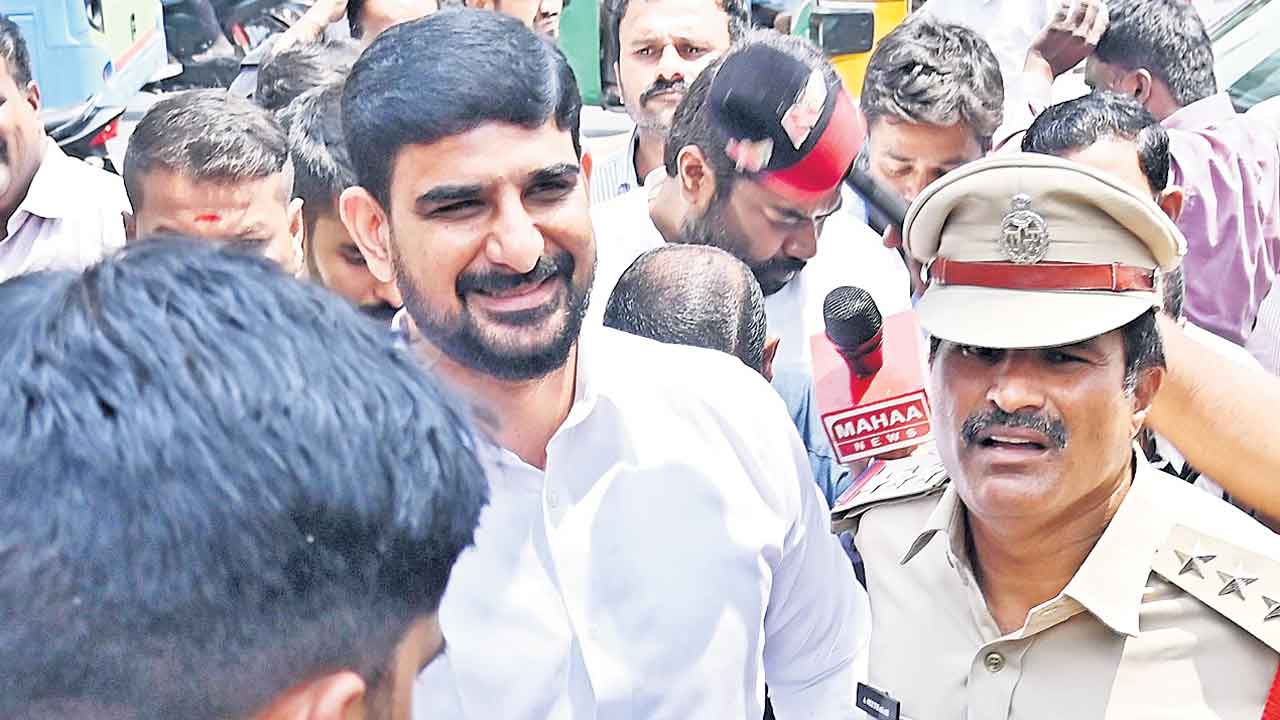 ప్రజా సమస్యల కోసం నక్సలైట్‌ అవుతా!