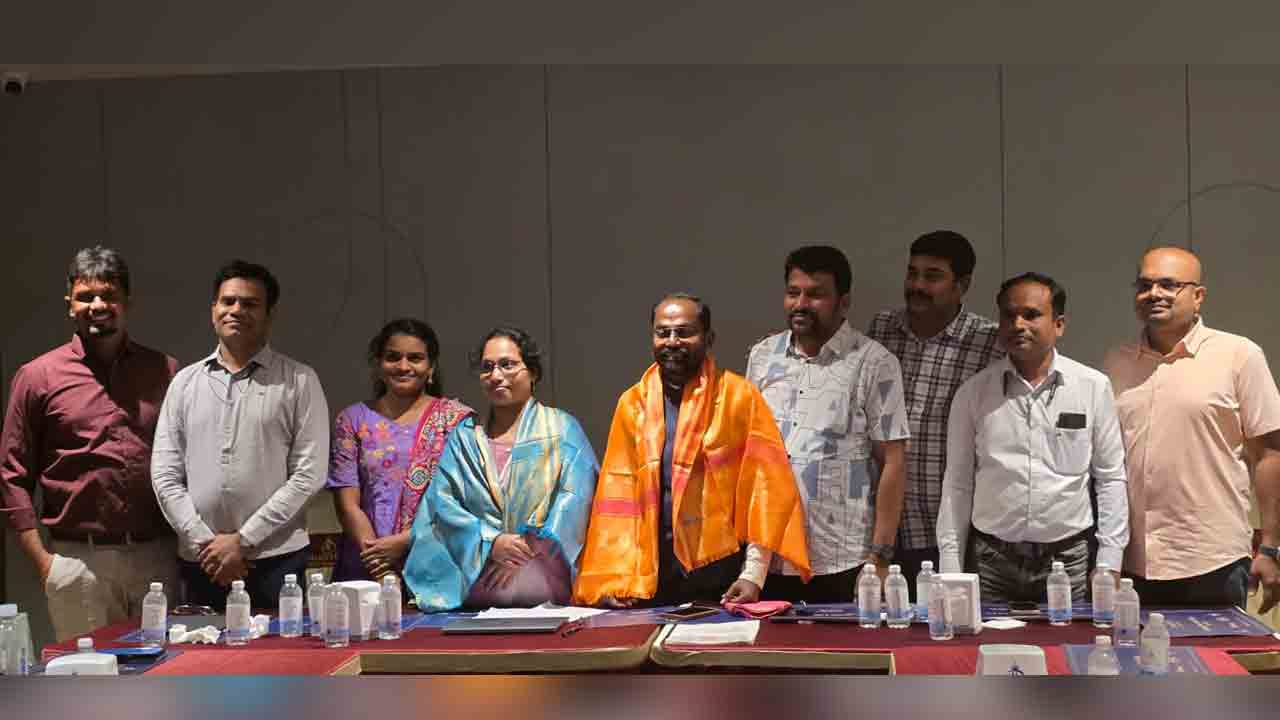 Dharmasagar | పల్లె దవాఖాన డాక్టర్స్ అసోసియేషన్ రాష్ట్ర అధ్యక్షుడిగా డాక్టర్ మహేందర్ ఎన్నిక