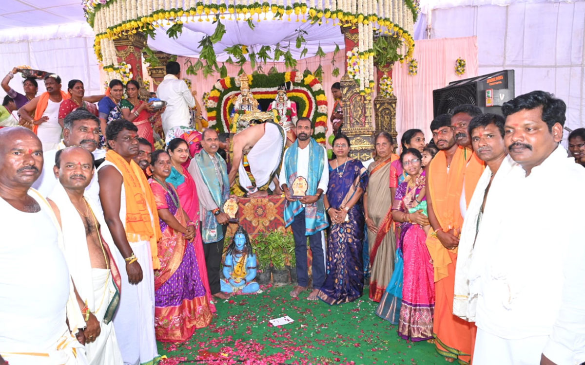జిబ్లక్పల్లిలో వైభవంగా సీతారామ కల్యాణం