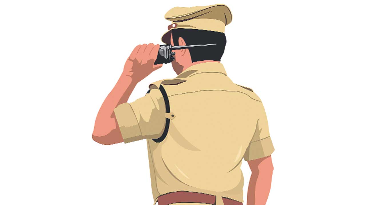 ఐతే సెటిల్‌మెంట్‌.. లేదంటే కేసు