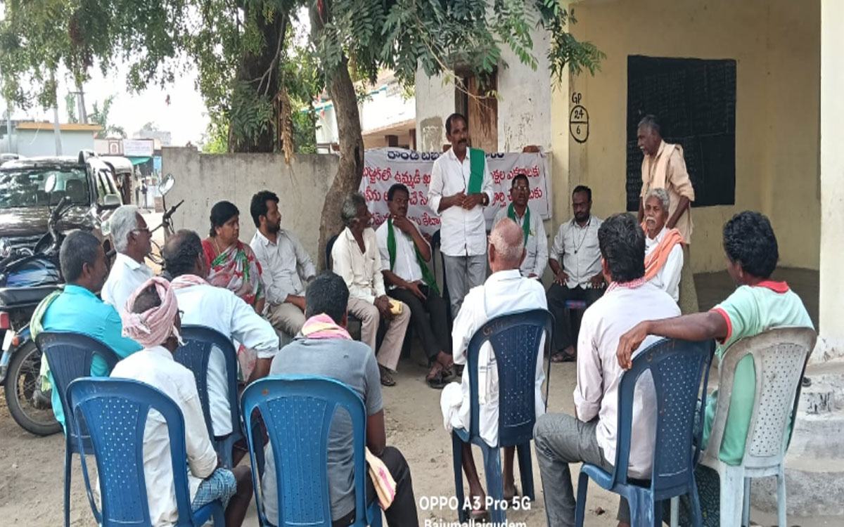 ‘ప్రశ్నించే గొంతుకలపై ఉక్కుపాదం’