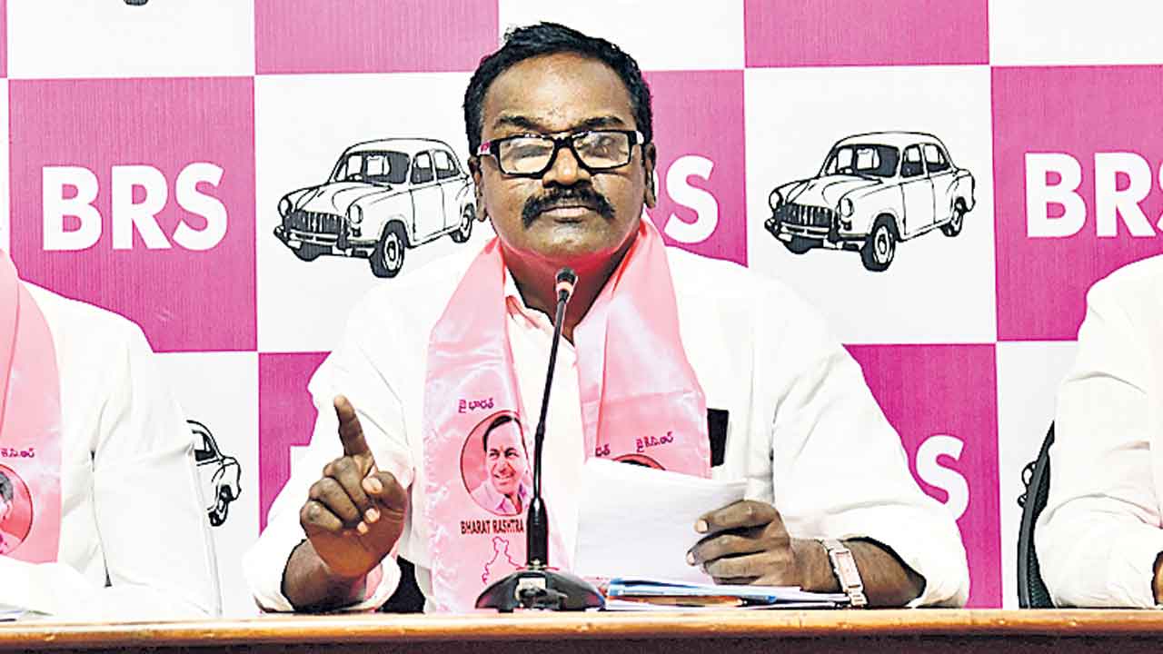 ప్రశ్నించినందుకే హరీశ్‌పై దూషణలు