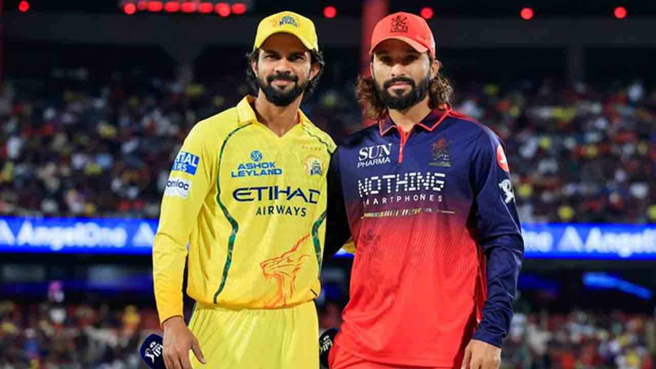 RCB vs CSK | టాస్ గెలిచిన చెన్నై సూపర్ కింగ్స్‌.. అందరి కళ్లన్నీ శాంసన్‌పైనే ..!