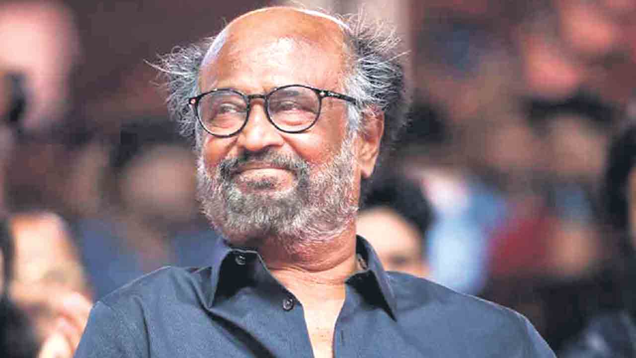 భాగ్యనగరంలో నలుగురు సూపర్‌స్టార్స్‌?