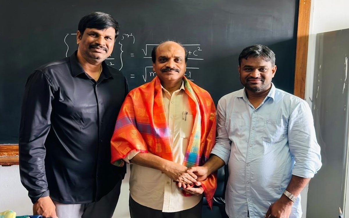 ఓయూ తెలుగు శాఖ బీఓఎస్ చైర్మన్‌గా శ్రీ‌రామోజు రఘు