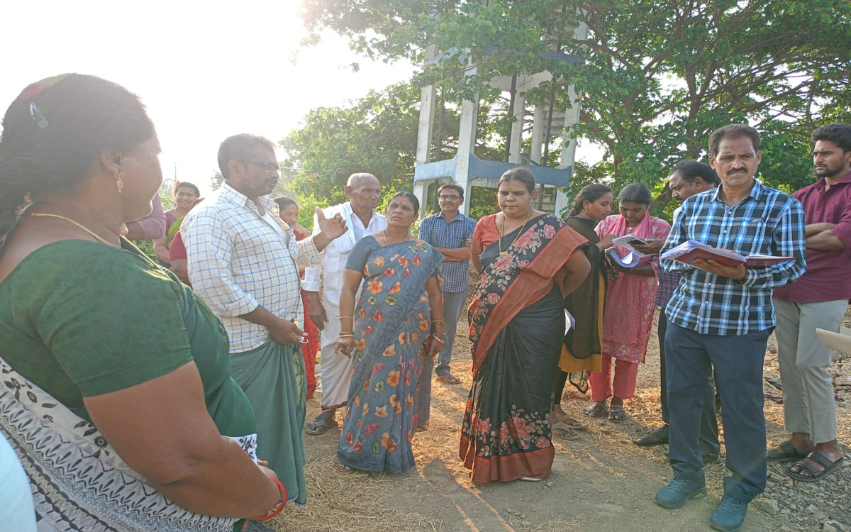 నాగినేనిప్రోలు రెడ్డిపాలెంలో సెల్ ట‌వర్ నిర్మాణంపై అదనపు కలెక్టర్ విచారణ