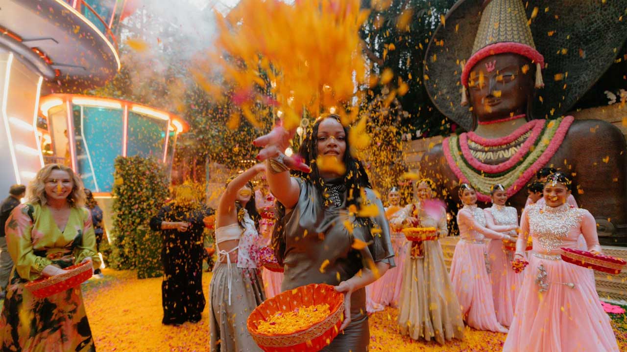 Rihanna Ambani Family1