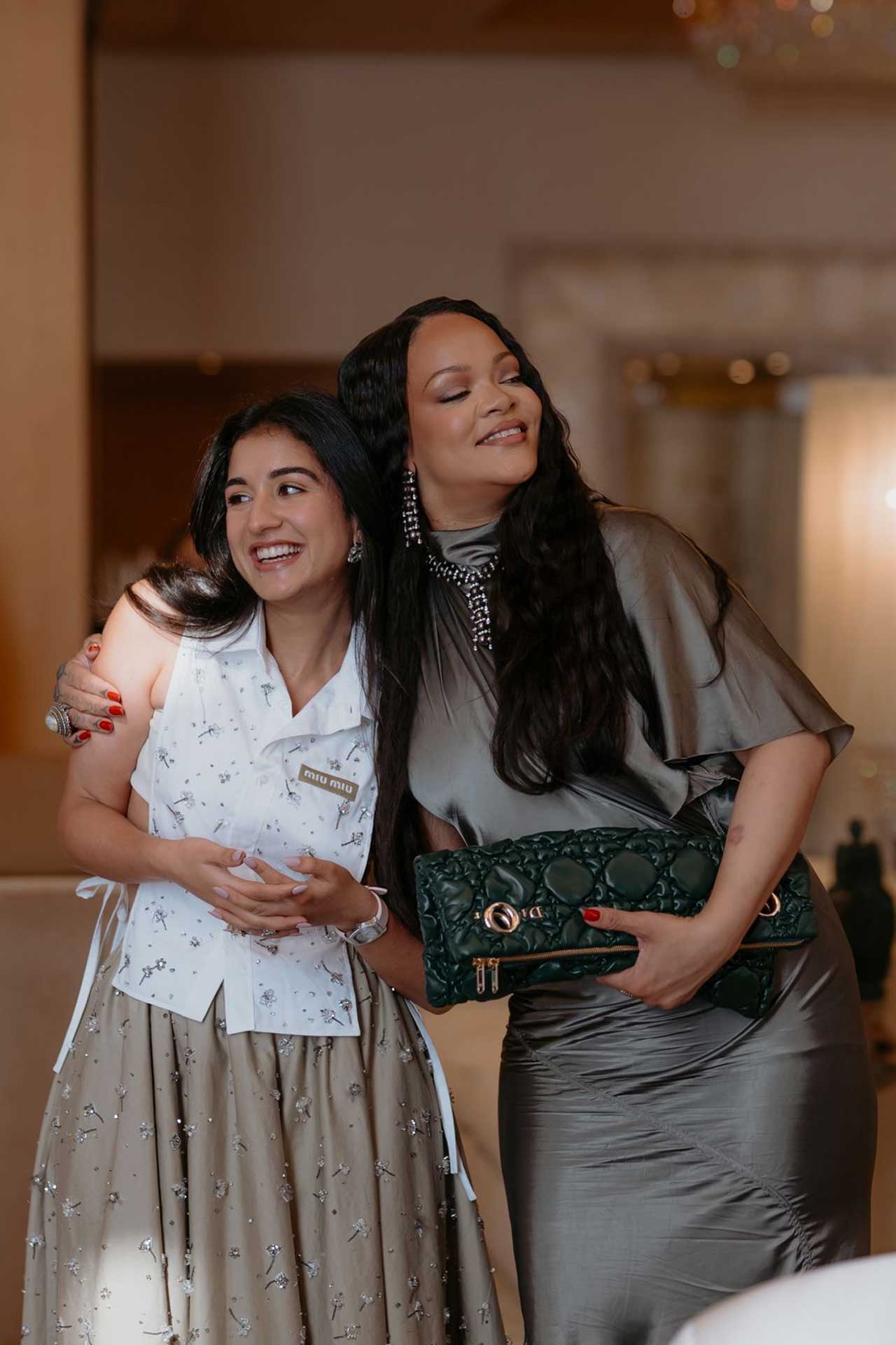 Rihanna Ambani Family2