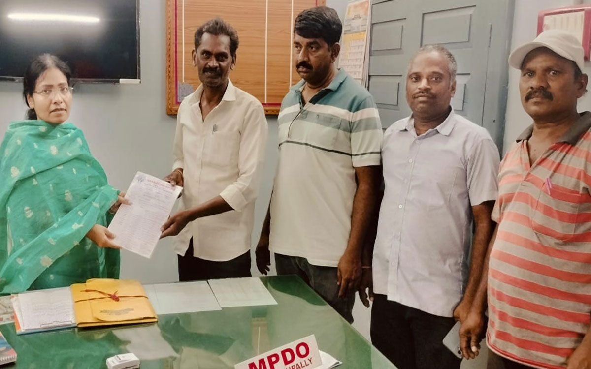 ‘రుద్రంపూర్‌లో ప్రత్యేక గ్రామ సభ నిర్వహించండి’