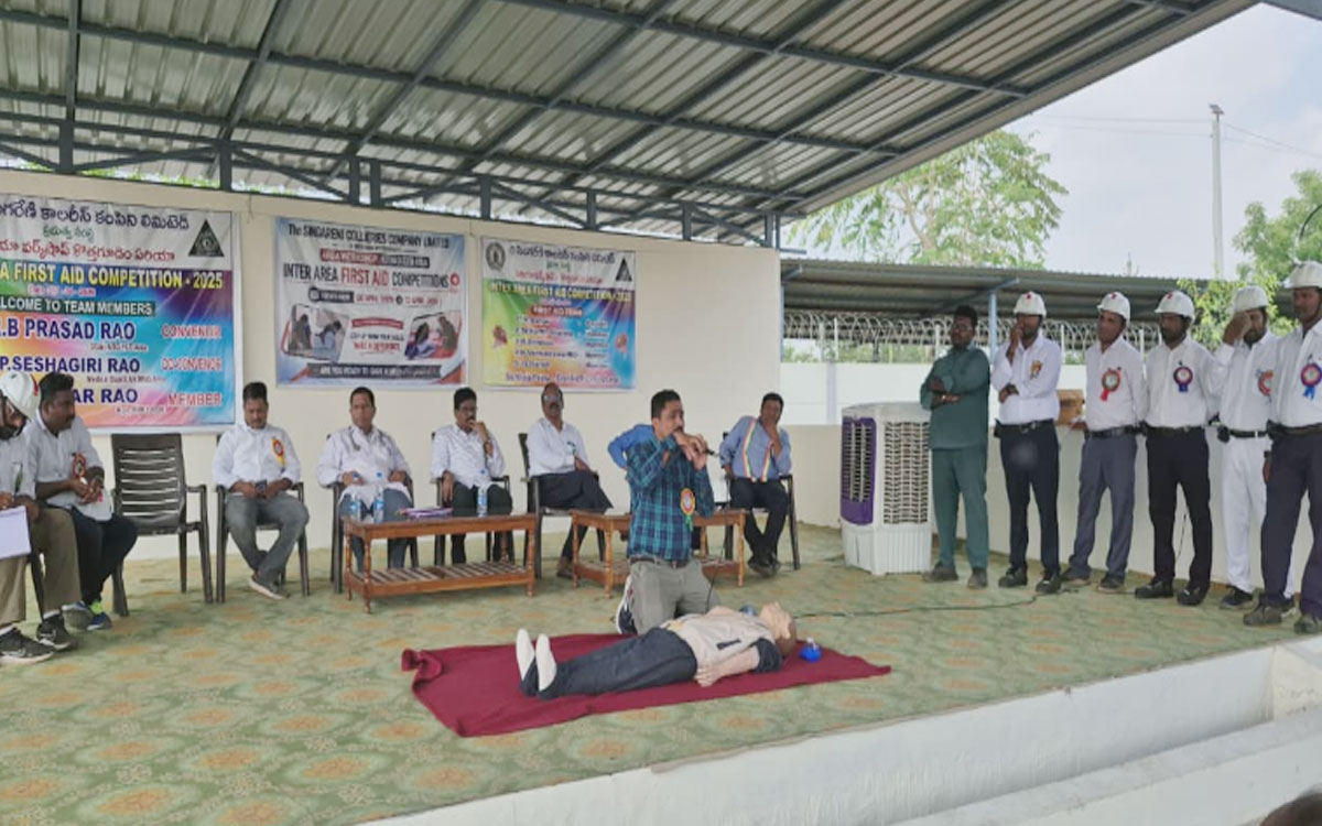 కొత్తగూడెం వర్క్ షాప్‌లో ఇంటర్ ఏరియా ఫస్ట్ ఎయిడ్ పోటీలు విజయవంతం