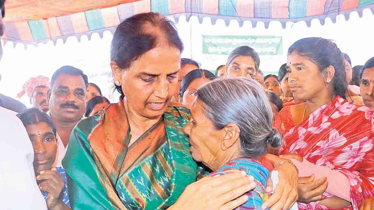 రైతుల భూమి లాక్కొని రాక్షసానందం.. అన్నదాతల ఉసురు పోసుకుంటున్న రేవంత్‌ సర్కార్‌